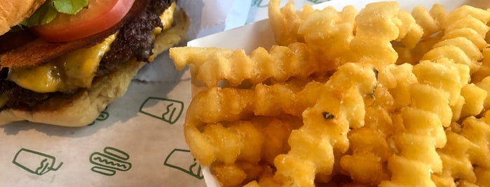 Shake Shack is one of Henry : понравившиеся места.