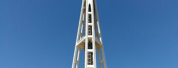 Space Needle is one of Places to go in Seattle.
