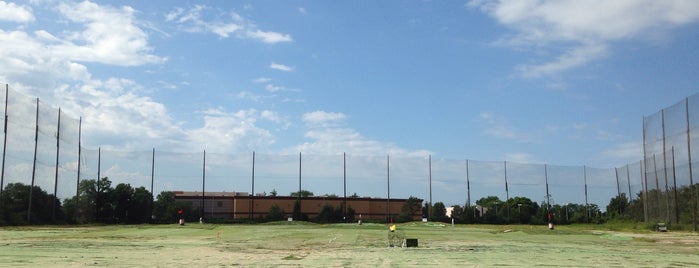 Skydrive Golf Center is one of Birdie Badge -- New York.