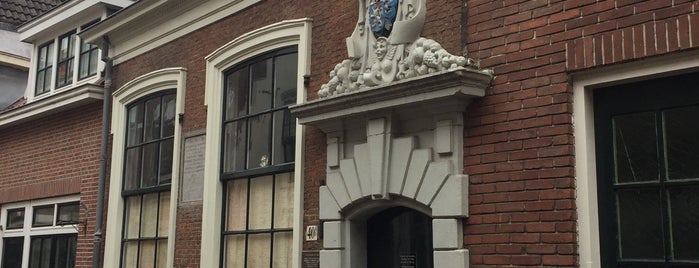 Hofje Van Guurtje De Waal is one of Haarlemse Hofjes.