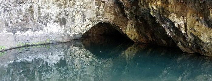 Wet Caves is one of Hawaii.