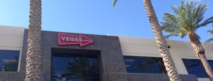 VEGAS.com Corporate Offices is one of Lugares favoritos de Ryan.