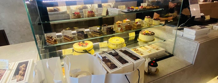 Savor Bakery is one of Khobar ❤️.