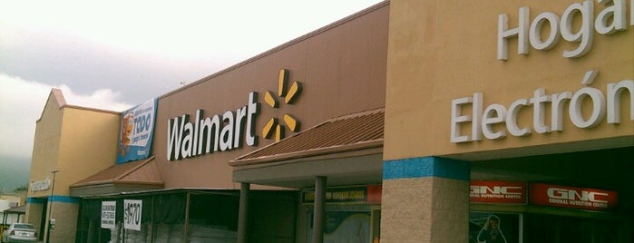Walmart is one of Locais curtidos por Armando.