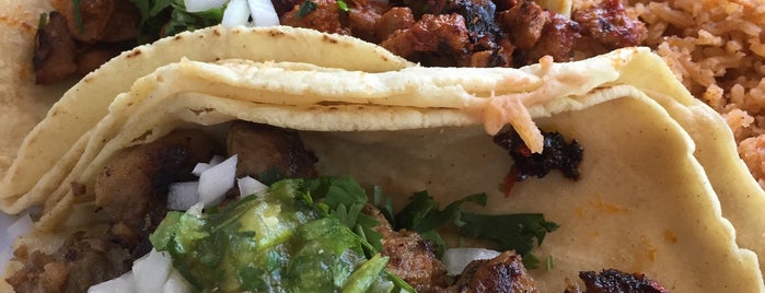 Tacos Linda Vista is one of Tempat yang Disimpan Aubrey Ramon.