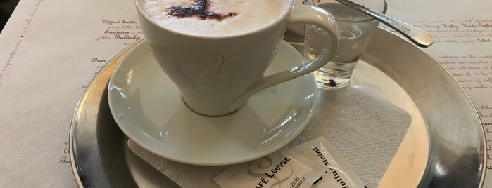 Café Louvre is one of arzuさんのお気に入りスポット.