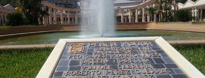 Plaza Mayor is one of Lugares favoritos de Mario.