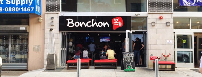 Bonchon Chicken is one of Tempat yang Disukai Matt.