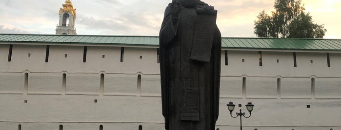 Памятник Сергию Радонежскому is one of Сергиев Посад.