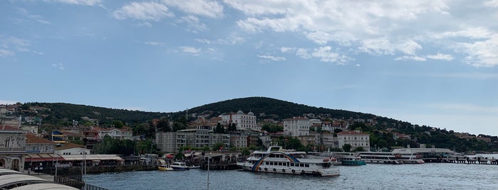 Ada Vapuru is one of Enes'in Beğendiği Mekanlar.