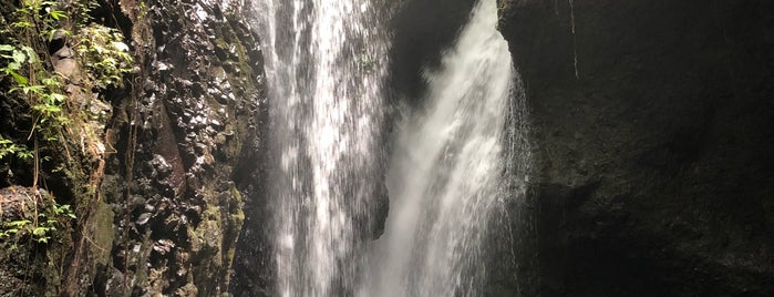Gitgit Twin Waterfall is one of Bali Lombok Gili.