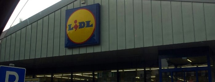 Lidl is one of Wuppertal-Ronsdorf.