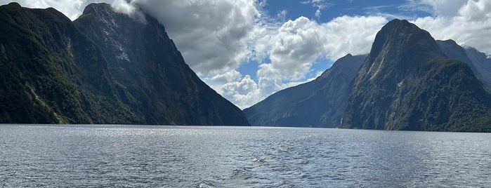 Milford Sound Highway is one of Queenstown.