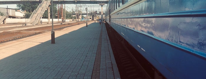 Залізнична станція «Костянтинівка» is one of Залізничні вокзали України.