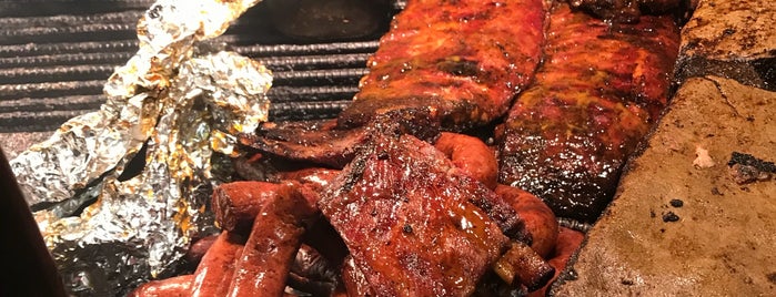 Salt Lick BBQ is one of Jamesさんのお気に入りスポット.