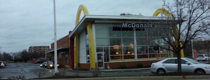 McDonald's is one of Lugares favoritos de Spencer.