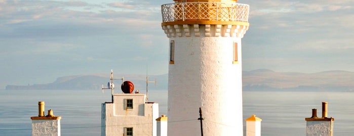 Dunnet Head Lighthouse is one of Scotland road trip.