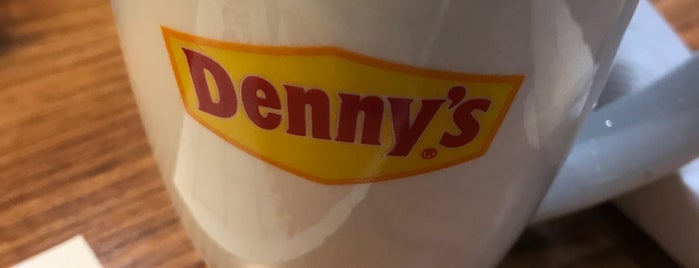 Denny's is one of Tempat yang Disukai Efrosini-Maria.