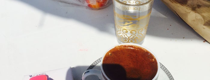 Şato Cafe is one of Posti che sono piaciuti a Cenk.