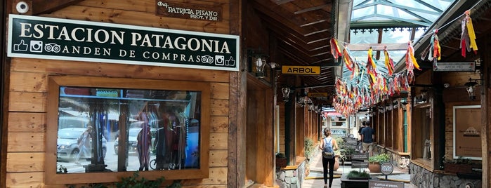 Estación Patagonia is one of Conocete Villa La Angostura.