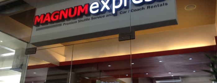 Magnum Express Lounge is one of Locais curtidos por Glenda.