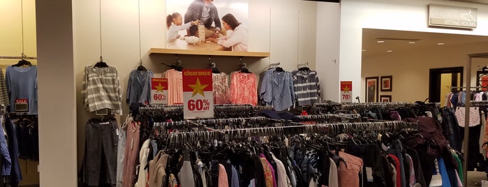 Kohl's is one of Travisさんのお気に入りスポット.