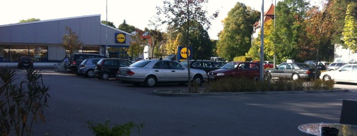 Bäckerei Schuhmair is one of Orte, die Michael gefallen.