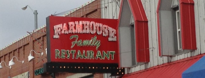 Farmhouse Restaurant is one of Branson 2012.
