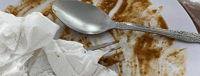 Pecel & Gado-gado Ranggong is one of Makassar.