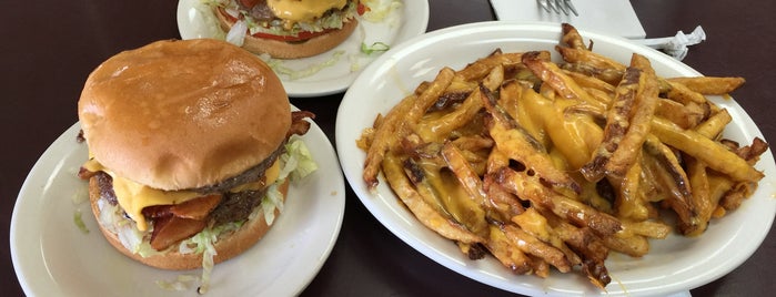 Brownie's Hamburgers South is one of The 15 Best Places for Cheeseburgers in Tulsa.