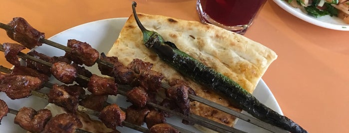 Hasan Usta Kebap is one of Posti che sono piaciuti a Serpil.