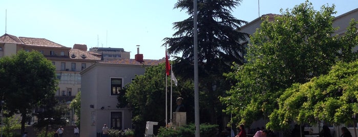 Ankara Lisesi (Anadolu) is one of Lieux qui ont plu à 👫iki DeLi👫.