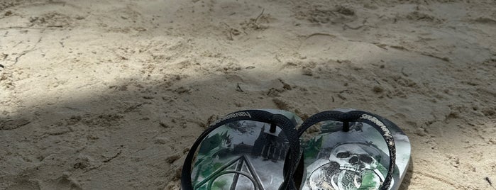 Havaianas is one of Philippines Trip.