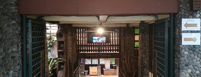 Liwet Pak Asep Stroberi 1 is one of Must-visit Restaurants in Bandung.