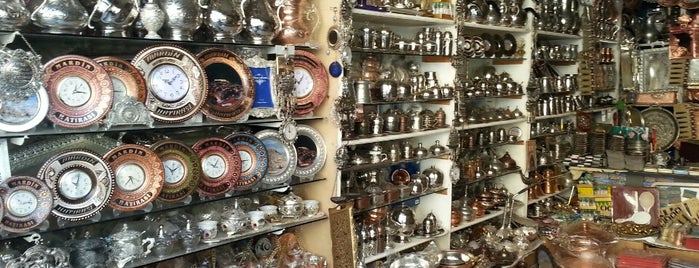 Eski Mardin Çarşısı is one of Mardin 'de gezilecek yerler.