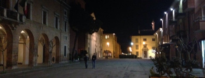 Castel Bolognese is one of Once upon a time 2!!!.