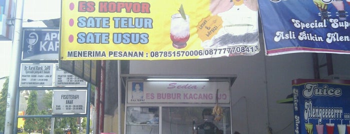 Es Bubur Kacang Ijo Pak Rifai is one of Sda.. Sda.. & seterusnya ^^.