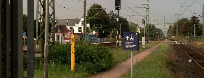 Bahnhof Wrist is one of Bf's in Schleswig-Holstein.