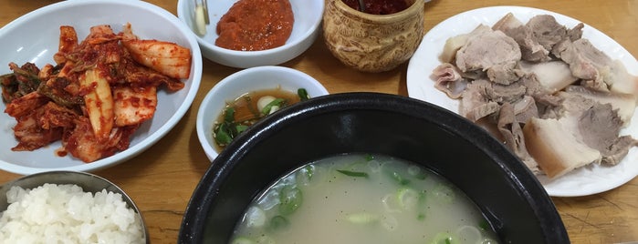 예림돼지국밥 is one of 밀양 맛집.