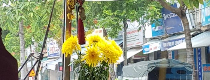 Banahills bus stop 1 is one of DaNang +Hội An 2019.