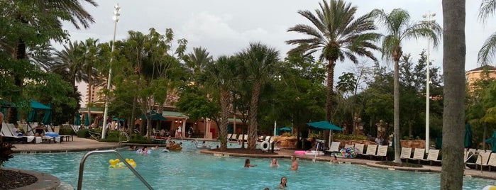 JW Marriott Lazy River is one of Suzさんのお気に入りスポット.