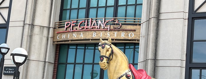 P.F. Chang's is one of Locais curtidos por gee.