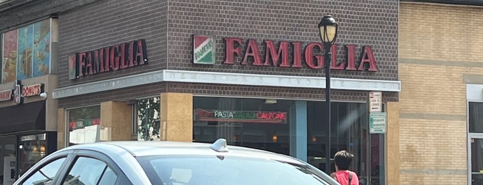 Famous Famiglia is one of New York City Spots.