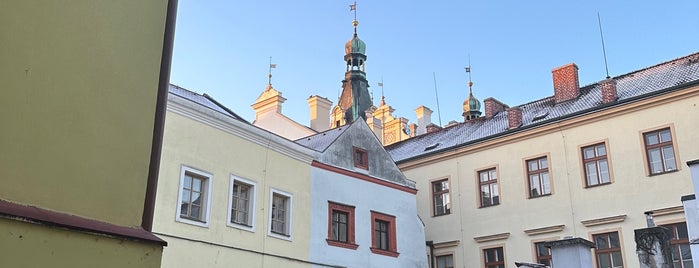 Pardubice is one of Domov - Škola.