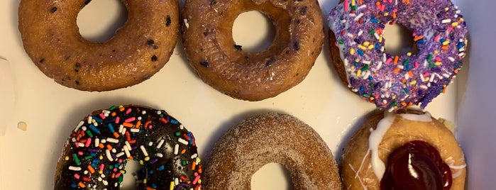 O'doodleDoo's Donuts is one of VA Road Trip.