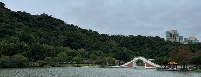 大湖公園 is one of Kimmieさんの保存済みスポット.