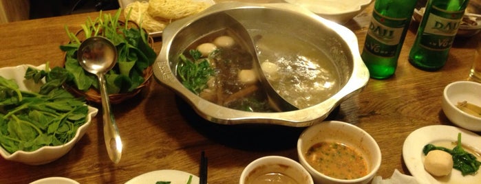 滇锅 云南特色火锅 Yunnan Hotpot is one of Locais curtidos por Dhyani.