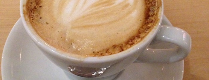 Monigram Coffee Roasters is one of Orte, die Bas gefallen.