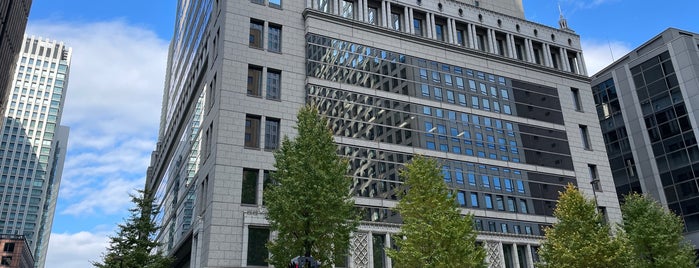 Otemachi Nomura Building is one of 東京レトロモダン.
