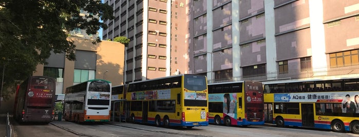 Kennedy Town Bus Terminus / Victoria Road is one of 香港 巴士 1.